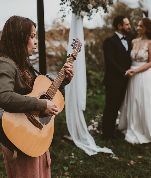 Naemi Joy - Sängerin für Kirche und freie Trauung, Hochzeitssängerin Kirche, Kirchensängerin Hochzeit, Sängerin für Hochzeit Kirche, Sängerin kirchliche Trauung, Band Kirche Hochzeit, Band für Trauung Naemi Joy - Sängerin für Kirche und freie Trauung, Hochzeitssängerin Kirche, Kirchensängerin Hochzeit, Sängerin für Hochzeit Kirche, Sängerin kirchliche Trauung, Band Kirche Hochzeit, Band für Trauung