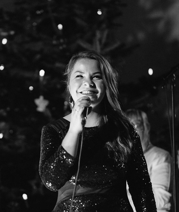 Naemi Joy - Sängerin für Sektempfang, Live-Musik für Sektempfang Naemi Joy - Sängerin für Sektempfang, Live-Musik für Sektempfang