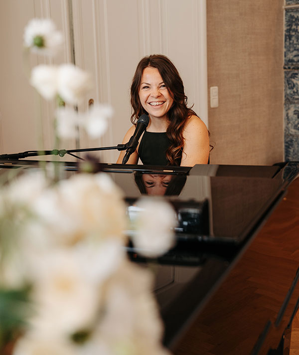 Naemi Joy - Sängerin für die Taufe Naemi Joy - Sängerin für die Taufe